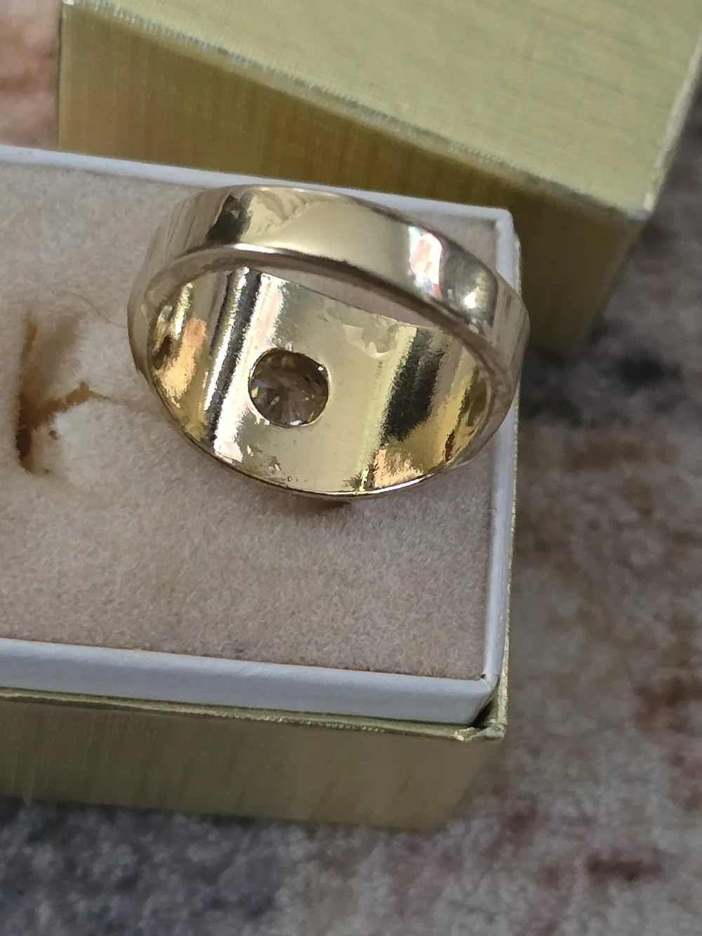 N/A gold tone